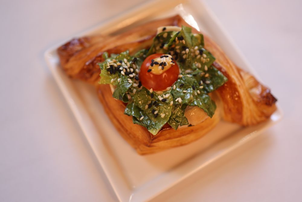 Feuilleté au thon — Maison Marame, boulangerie pâtisserie aux Almadies, Dakar